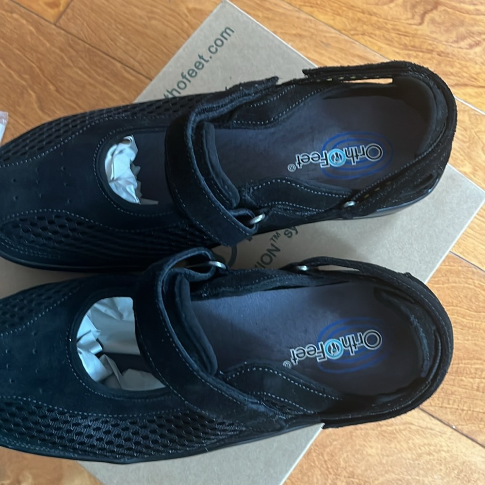 NEW IN BOX Orthofeet women's black Mary Jane's - Picture 3 of 7